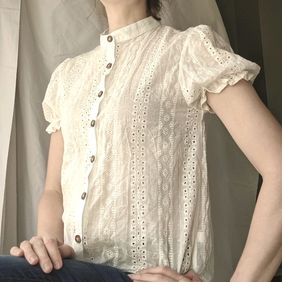 3/$30Darling Eyelet Blouse w/Tortoiseshell Buttons - Picture 3 of 8